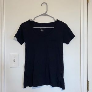 aeropostale black pocket t-shirt